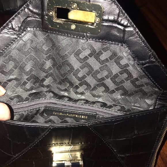 Diane Von Furstenberg DVF Secret Agent Tote Bag Purse Black Croc Embossed HTF - Picture 9 of 16